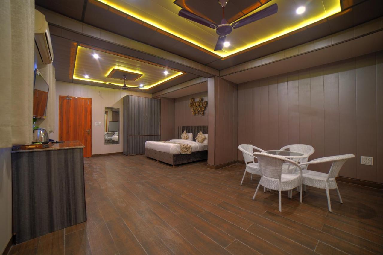 Yogved Hospitality & Resort Rishīkesh Eksteriør bilde