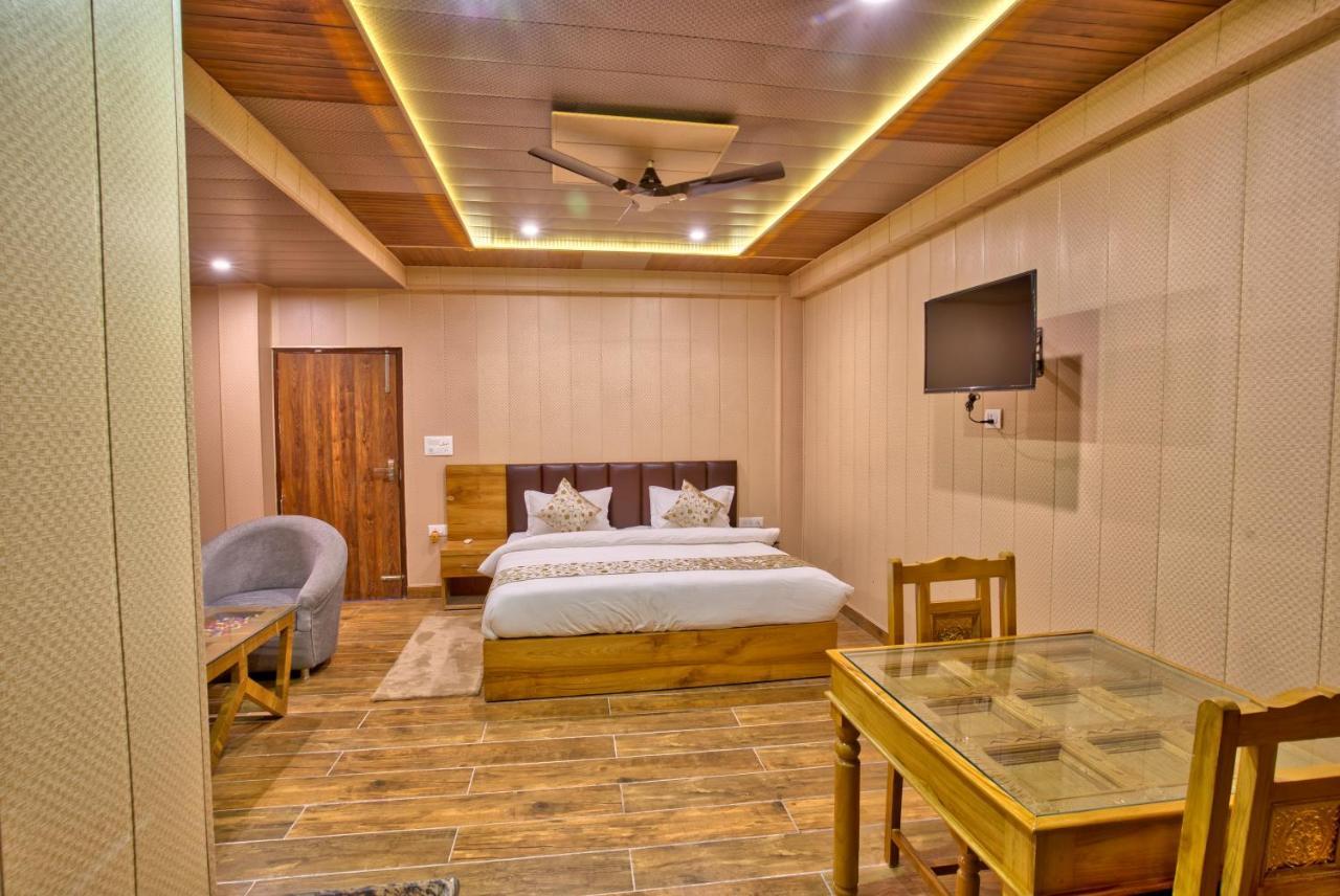 Yogved Hospitality & Resort Rishīkesh Eksteriør bilde