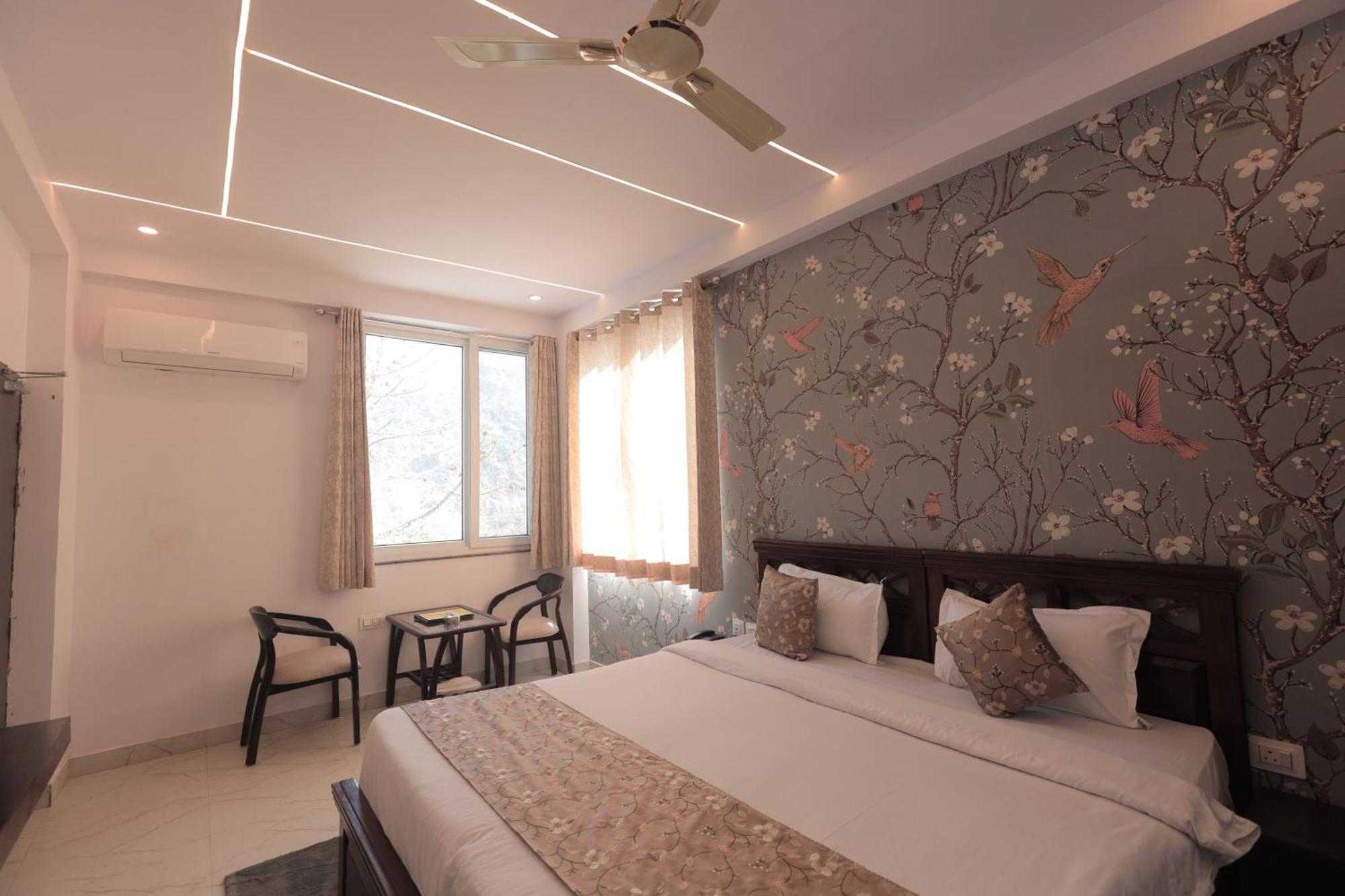 Yogved Hospitality & Resort Rishīkesh Eksteriør bilde