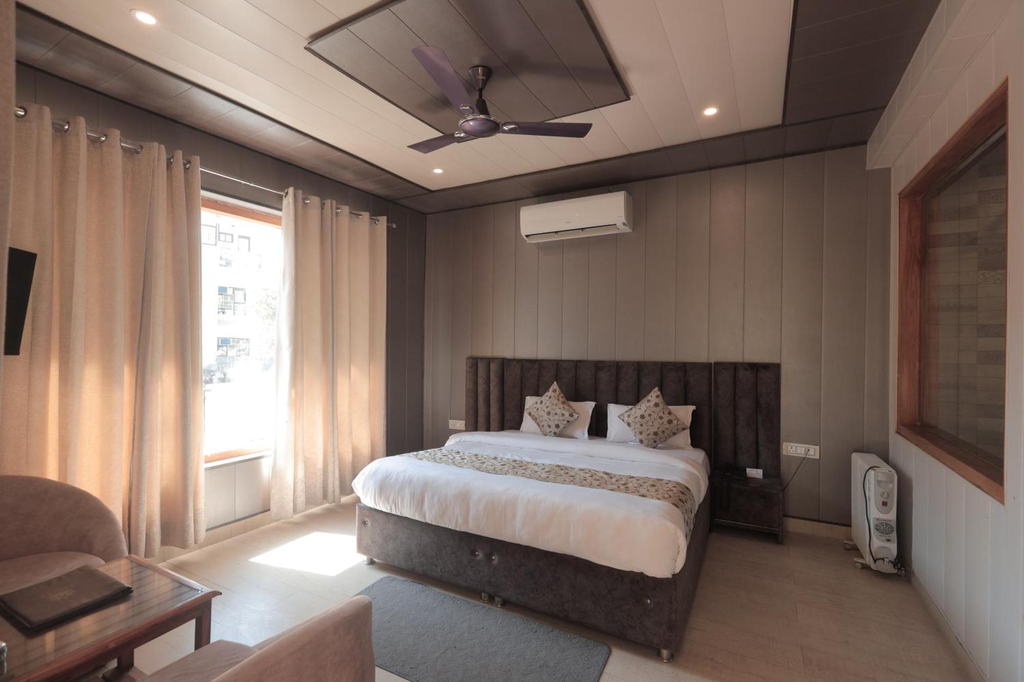 Yogved Hospitality & Resort Rishīkesh Eksteriør bilde